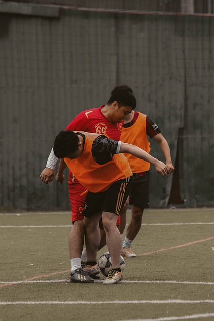 尤其是在他